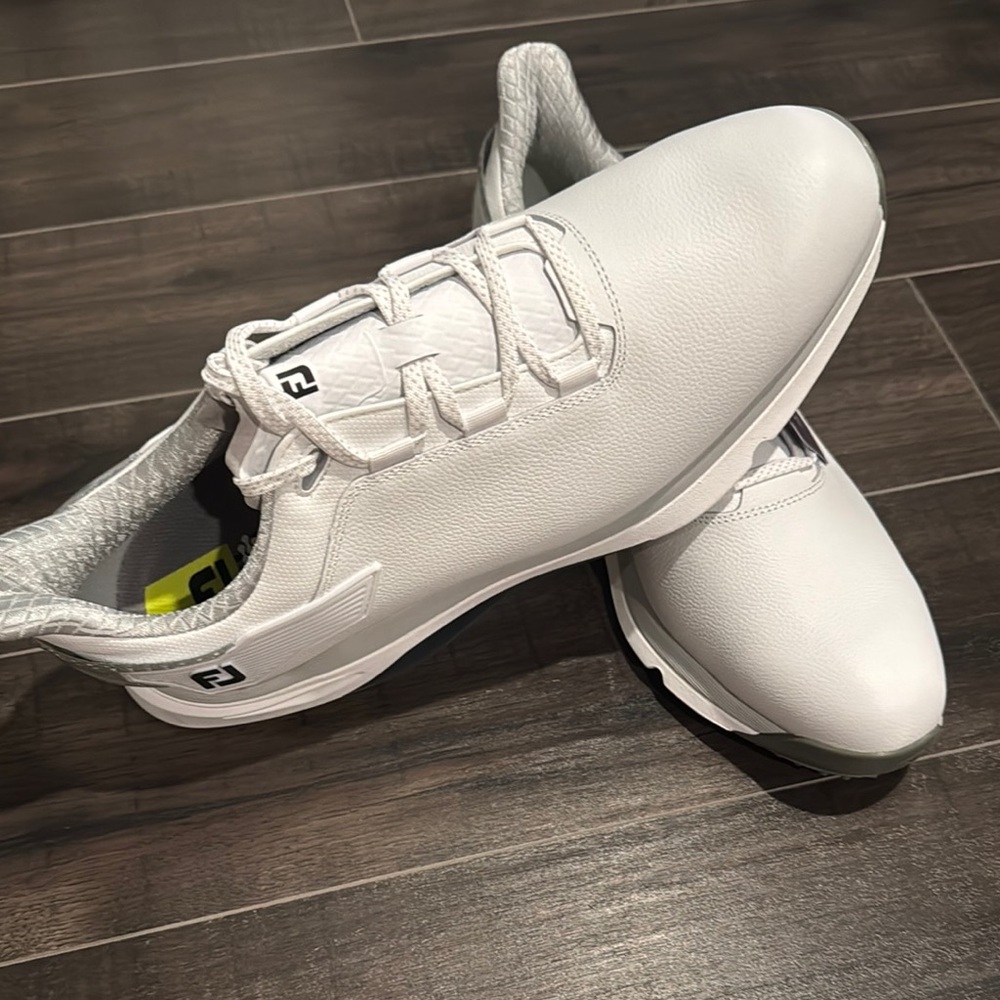 FootJoy White Athletic Golf Shoes with Cushioned Sole